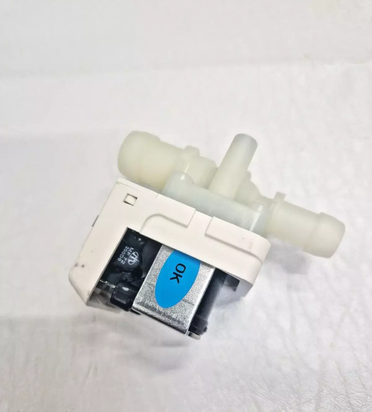 AEG BSK774320M OVEN STEAM WAER INLET VALVE (BSK.36)