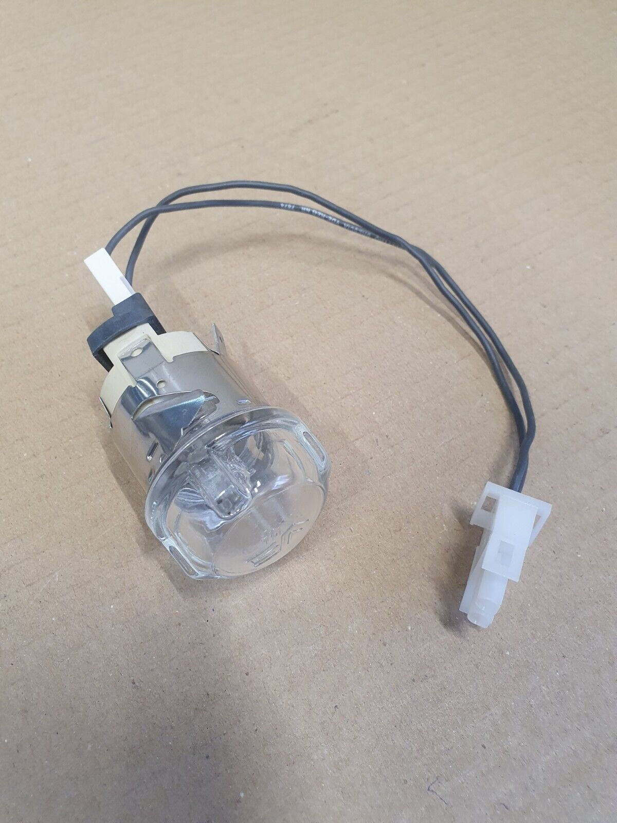 INDESIT IFW6330BL OVEN COMPLETE LAMP ASSEMBLY GENUINE (IFW.07)