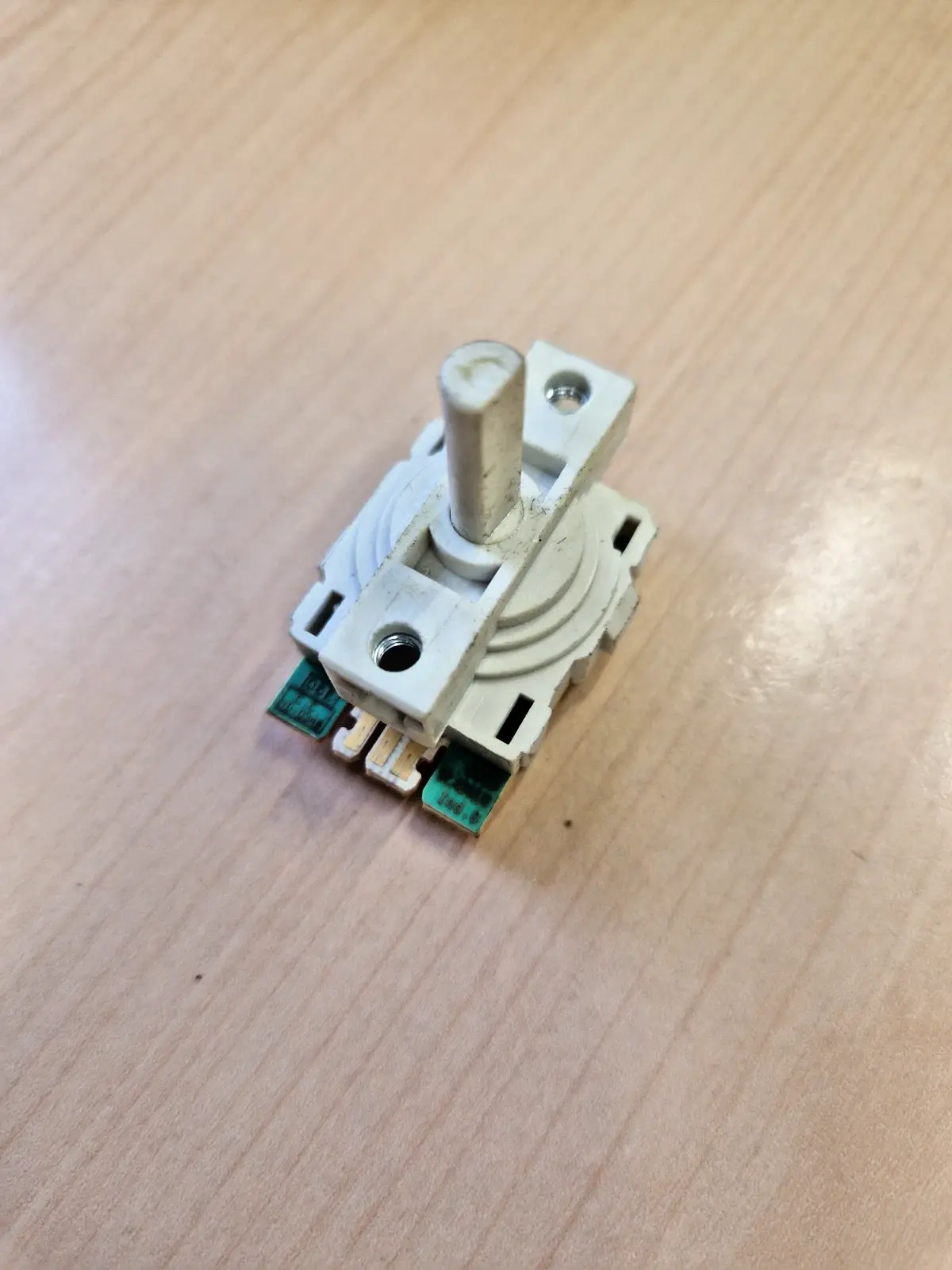 HISENSE BO3PY6C02-5 OVEN TEMPERATURE SELECTOR SWITCH GENUINE (BO3.13)