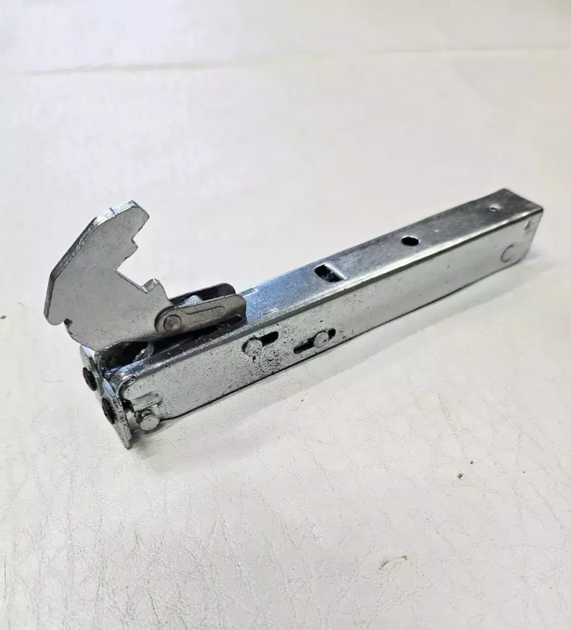 COOKOLOGY COF600WH OVEN DOOR HINGE (CO6.15)