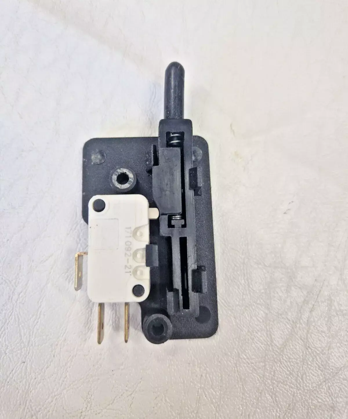 AMICA AFC602SS AFC6520BL/1 COOKER DOOR MICROSWITCH (AFC602.06)