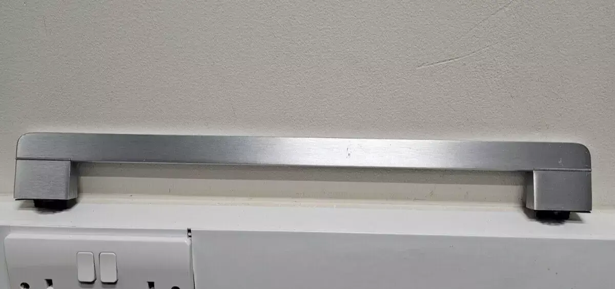 COOKOLOGY TOF620SS OVEN DOOR HANDLE GENUINE (TOFS.20X)