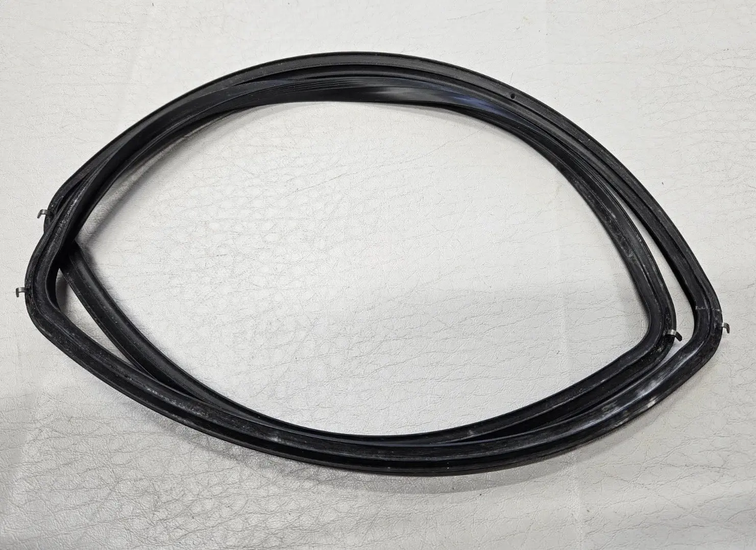 HOOVER HOC3B3058IN HOC3BF3058IN HOC3BF3058IN OVEN DOOR SEAL (HOC3B.21)