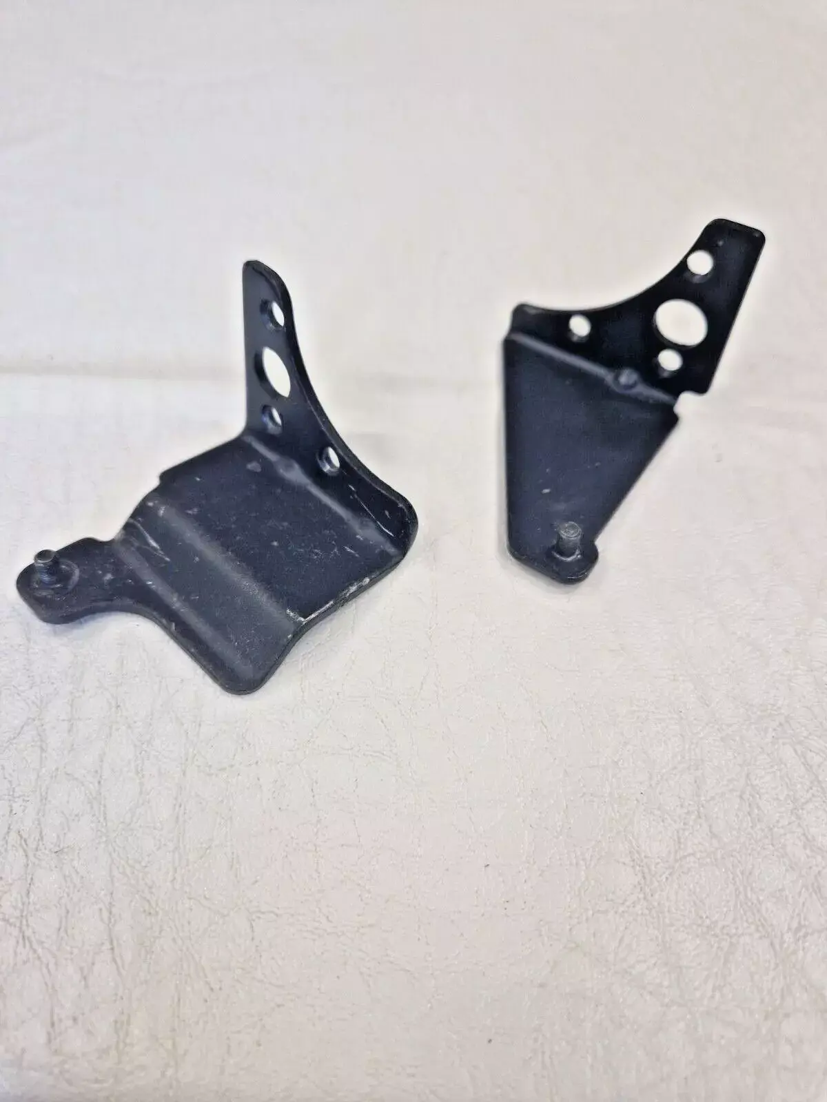 AMICA AFC6520BL/1 COOKER DOOR HINGE ASSEMBLY top and bottom (AFC.13)