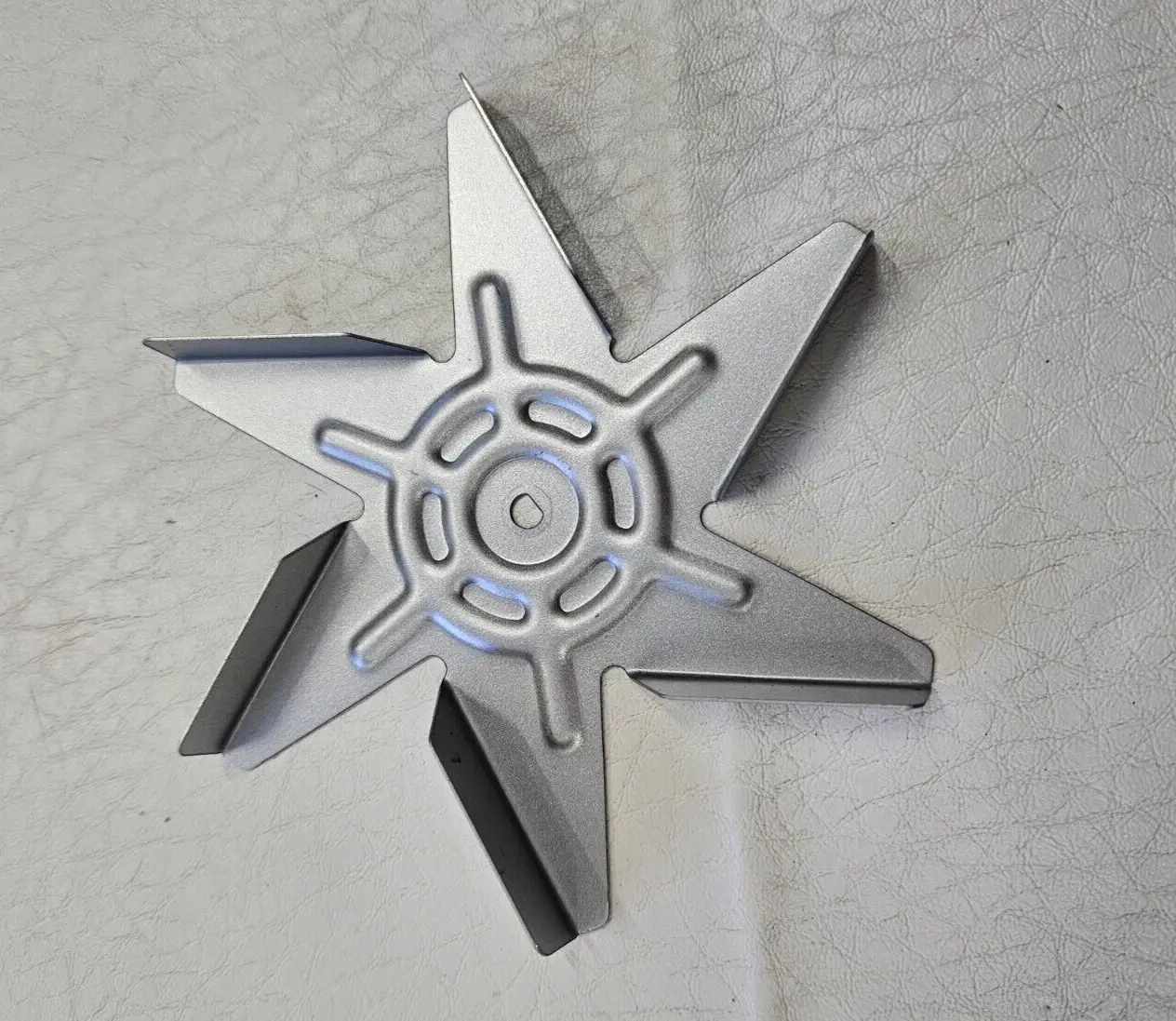 HISENSE BI62211CB BI62212AXUK OVEN FAN MOTOR BLADE GENUINE (BICB.04)