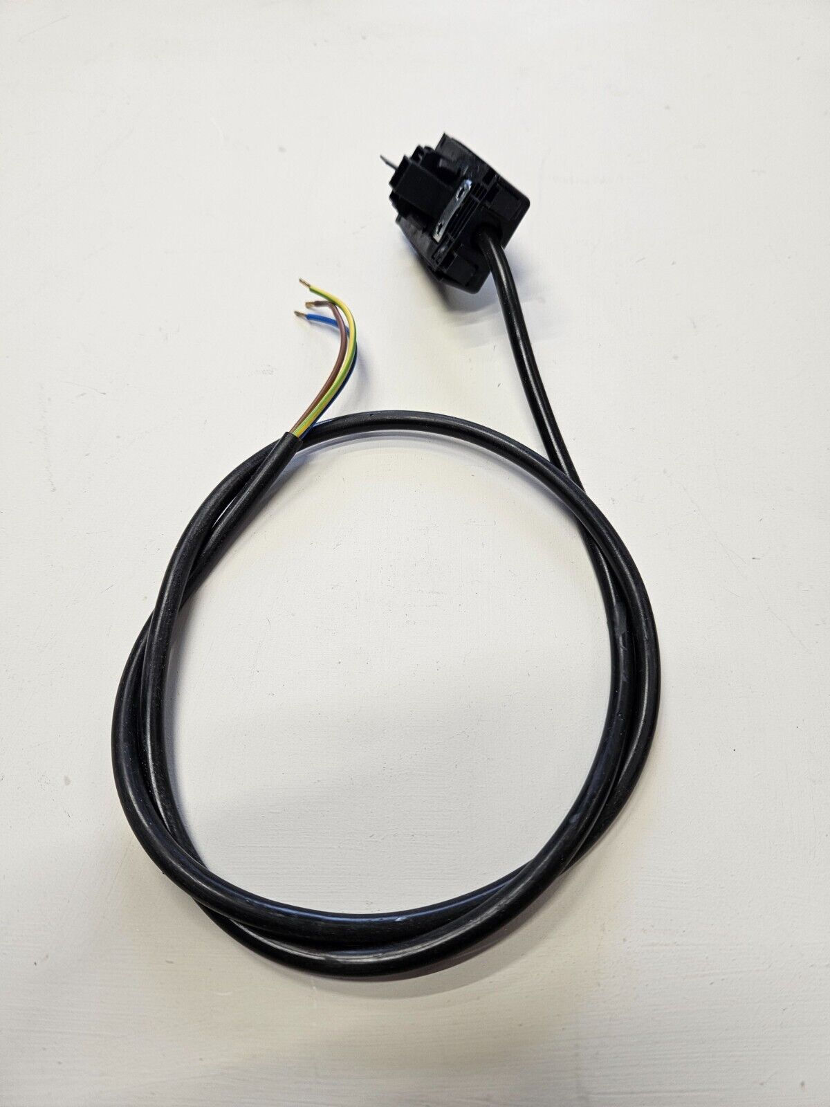 HOOVER HOSM6581IN/E OVEN TERMINAL CONNECTOR BLOCK GENUINE (HOM6.13)