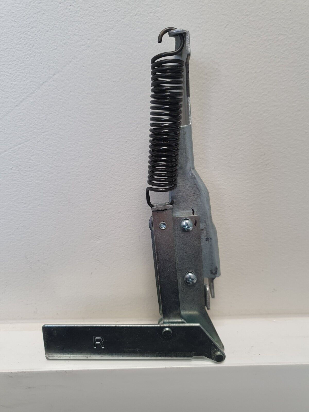 BAUMATIC BMC460BGL COMBI OVEN DOOR HINGE RIGHT HAND SIDE GENUINE (BMCB.12)