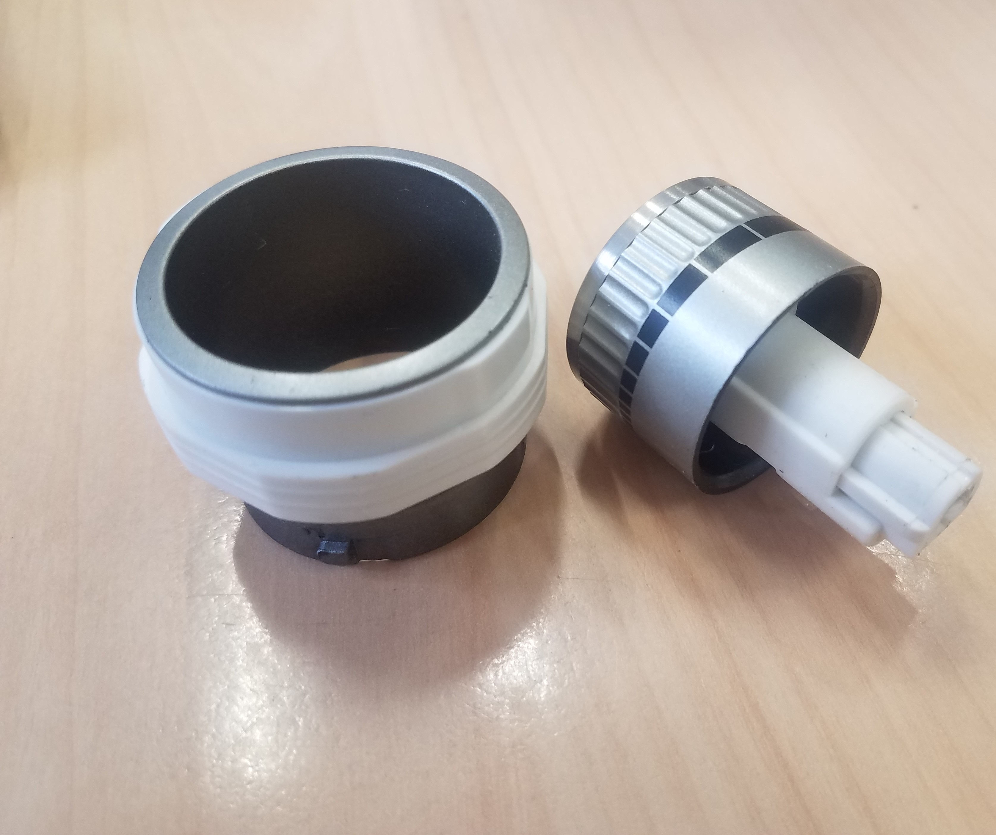 ELECTRIQ EQBIOPYROVINOX OVEN TEMPERATURE KNOB AND BEZEL (EQPYX.31)