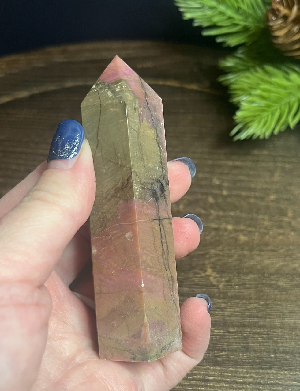 Thumbnail: Rhodonite Tower