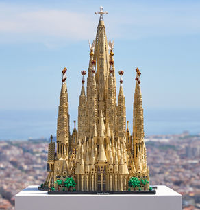 Stone, Light, and 12,060 Tiny Pieces: The LEGO Sagrada Família Miniature I’ve Been Waiting For