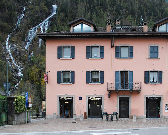 img-caminetto-branzi.jpg