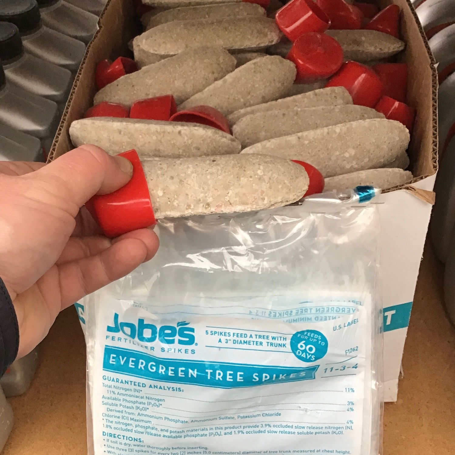 Jobe’s Evergreen Tree fertilizer per stake