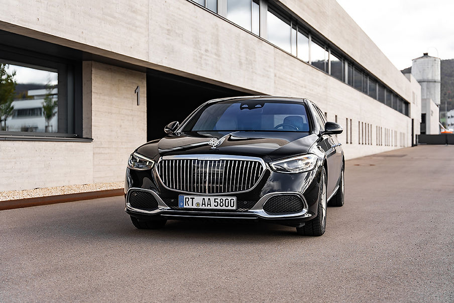 Ultimate_Class_Maybach_S580_01