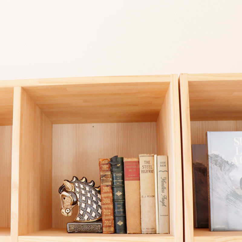 サムネイル： Bookend (Horse)