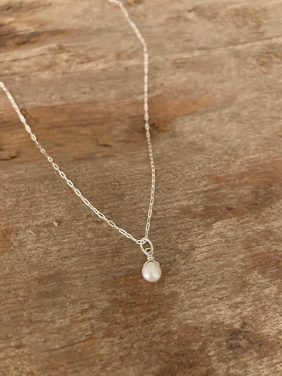 Thumbnail: Tiny White Freshwater Pearl