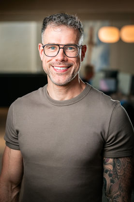Portretfotografie voor marketing bureau Pro-Active te Antwerpen - Gill Vloeberghs