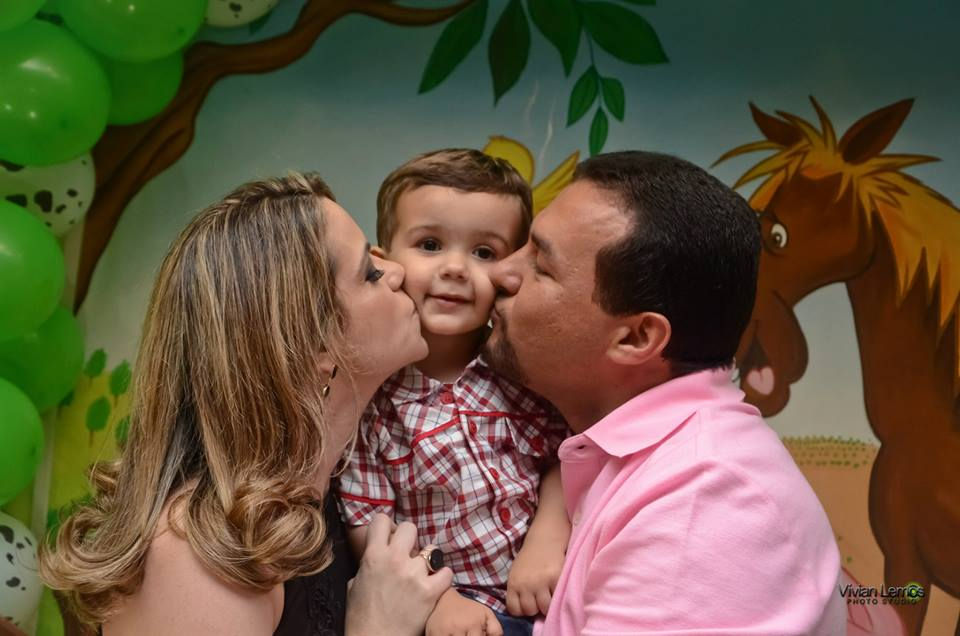 2 aninhos Leonardo - Outubro13 (11).jpg