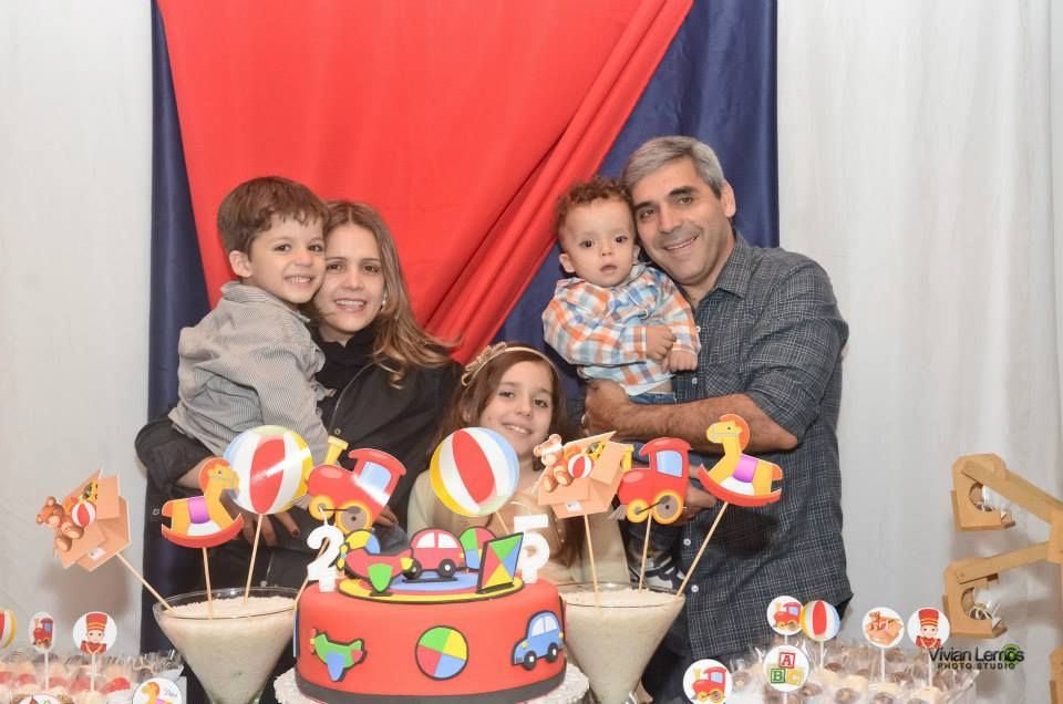 Bernardo 5 anos e Davi 2 anos - Julho14 (6).jpg