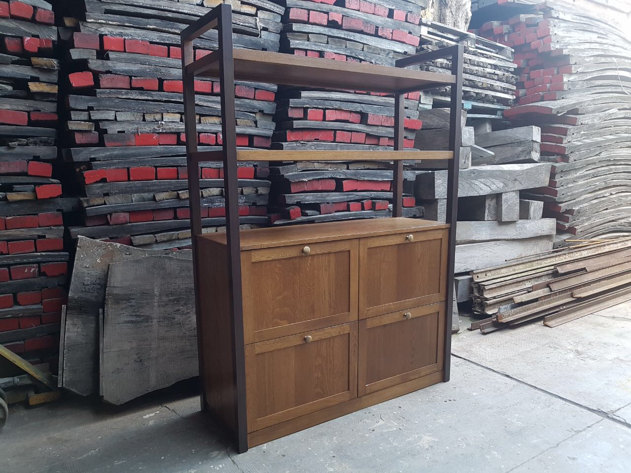 Almacen de Vinos Patagonia Wood