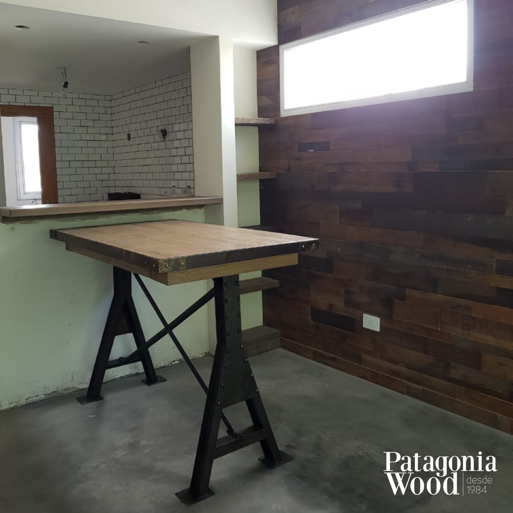 Barra Hamilton Patagonia Wood