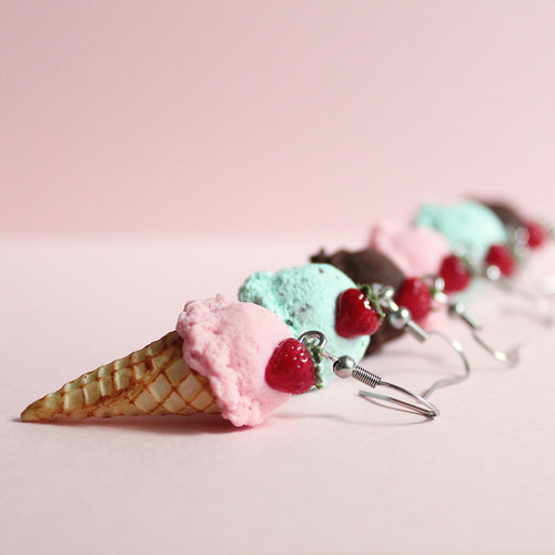 Ice Cream Cone Earrings (shelf) – UNIQUE