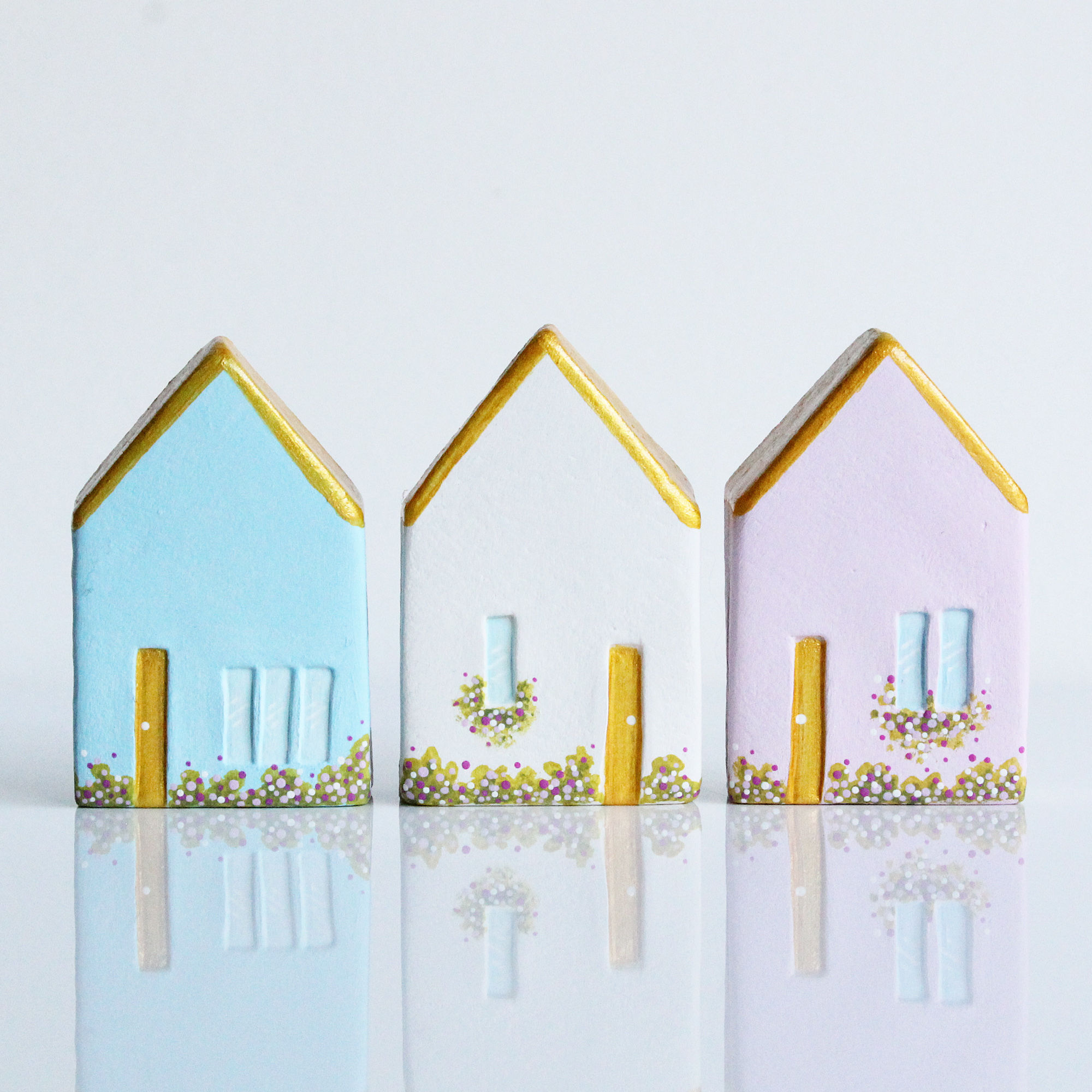 miniature clay houses,little clay houses,pastel clay houses,cute clay houses,house sculptures,set of decorative houses