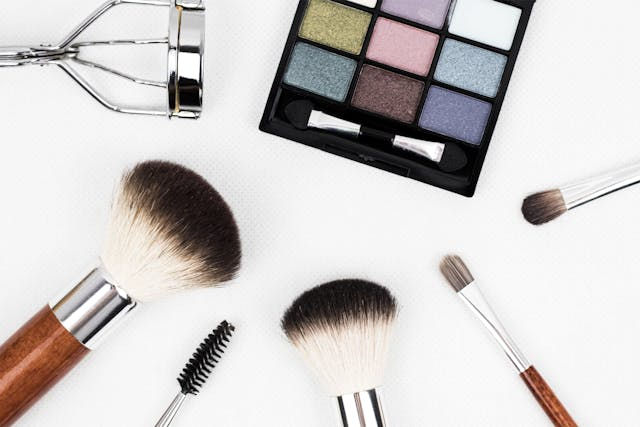 cosmetic products and acne outbreak