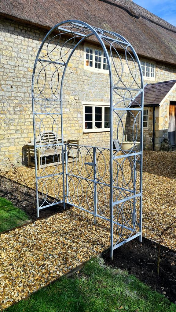 Thumbnail: Milton Gated Arch
