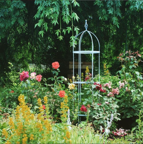 Round Obelisk