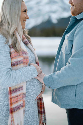 Photo of a beautiful baby bump in Baff