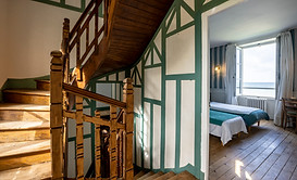 10 - Etage 1 Chambre Castaing - 1.jpg