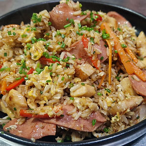 Arroz chaufa mixto pollo y cerdo