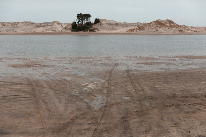Landscape photography of beach in New Zealand.