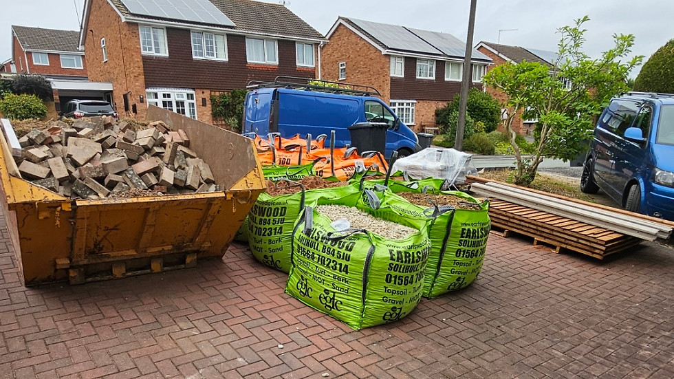 Professional fencing FAQ Redditch Worcestershire - LevelUp Contractors by Biddle