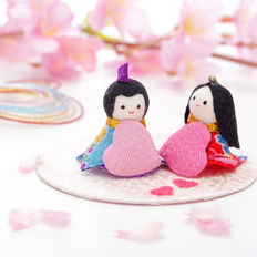 桃の節句に込められた願い─ひな祭りの経緯と現代の過ごし方