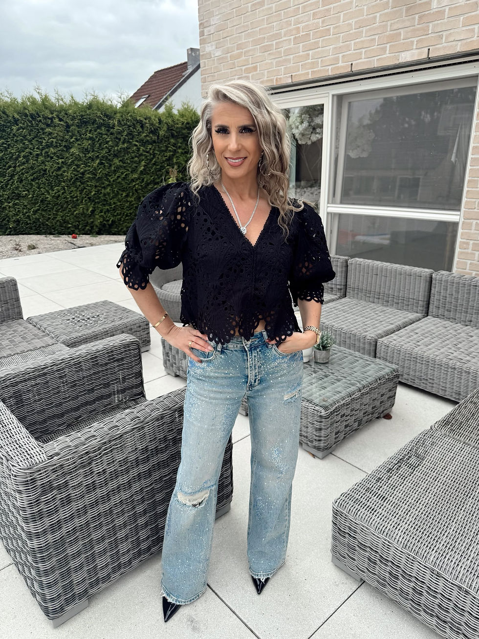Thumbnail: Blouse Hope
