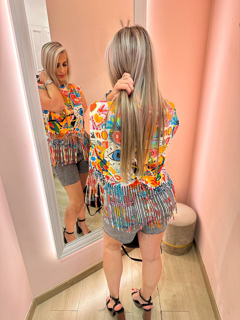 Miniatura: Short Shiny