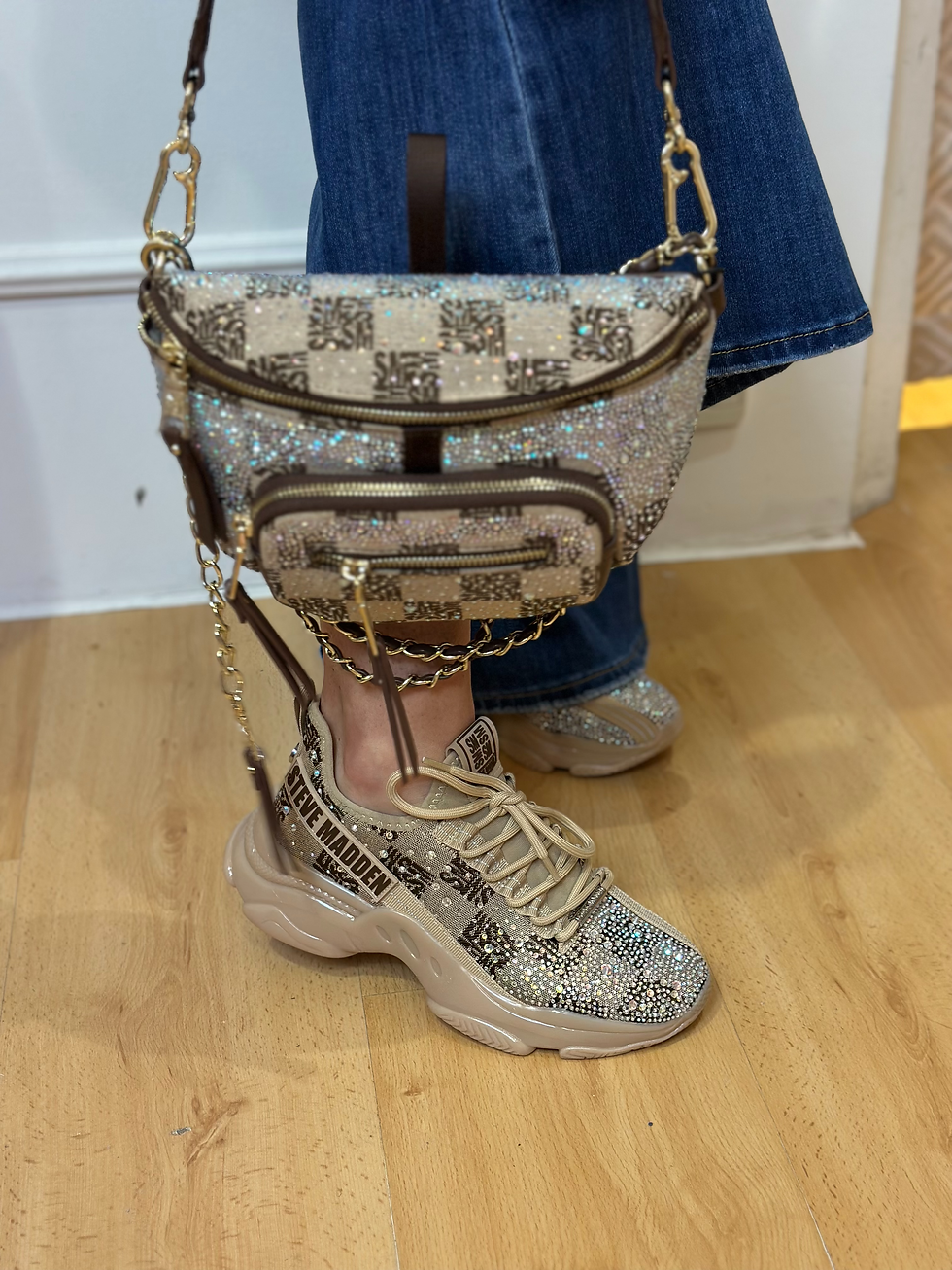 Miniature : Pull Emma