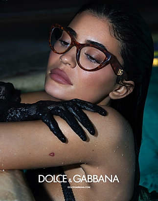 Kylie-Jenner-Dolce-Gabbana-Eyewear-March-2023-00002.png