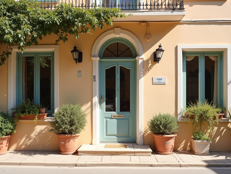 Authentic Experiences in Saint-Tropez: Exploring History, Beauty, and Top Hotels