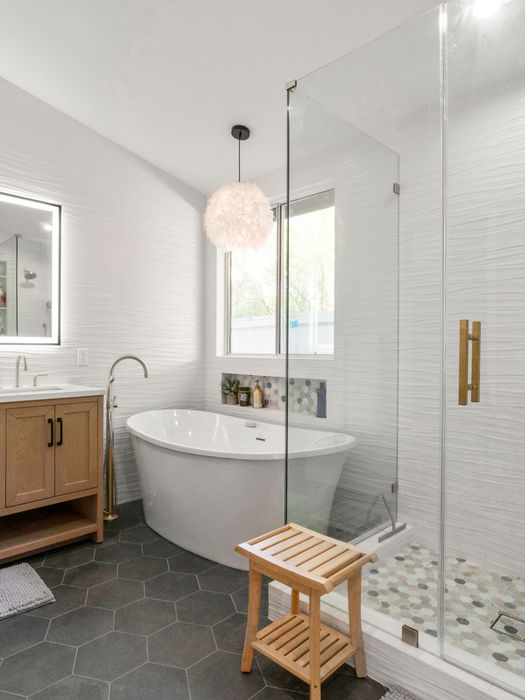 The Serene Soak Bathroom - Newberry Park - 2024