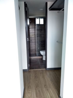 BAÑO HABITACIÓN PRINCIPAL