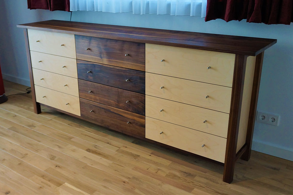 Sideboard Multiplex / Nussbaum