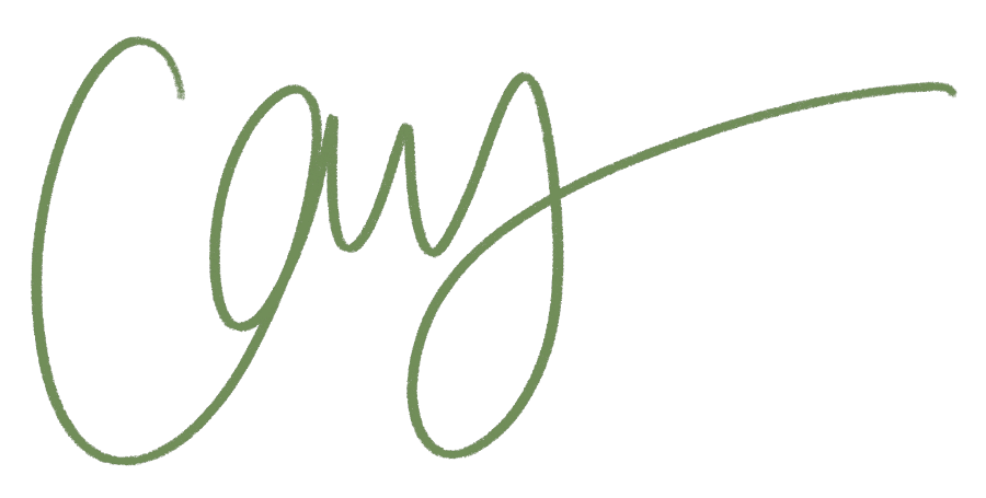 Green signature that reads "Cay"