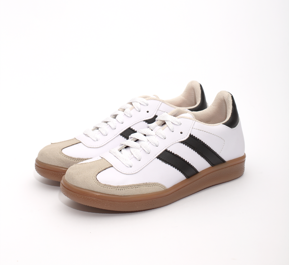 Tenis para hombre en blanco con negro