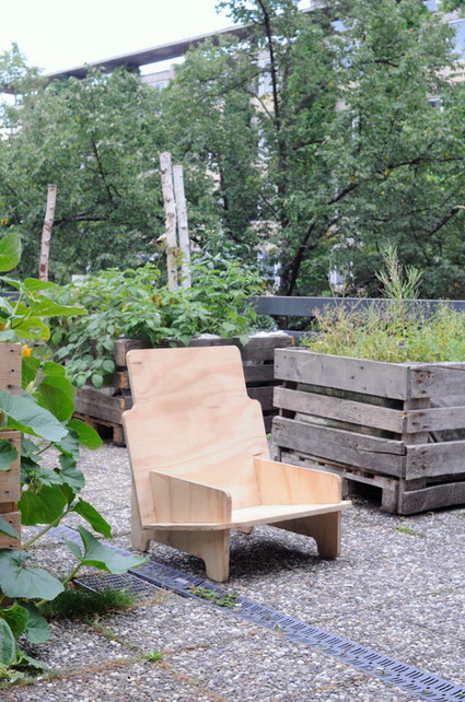 Flat pack compact wood furniture for inhabiting tiny spaces and nomadic lifestyles. Simple design concept. Fabian Faylona 2017