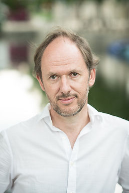 Christian Hölbling, Kabarettist, Autor, Sänger