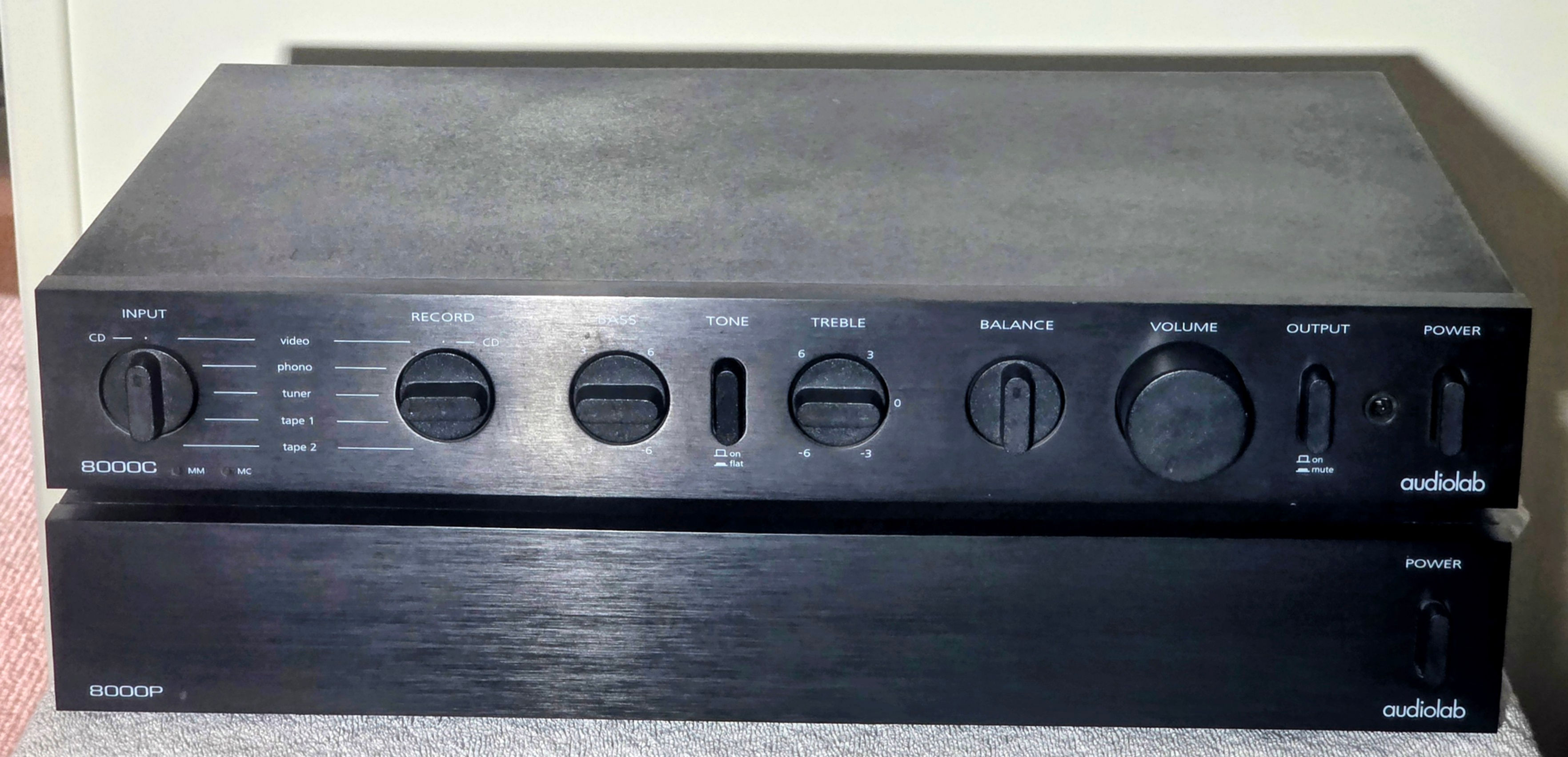 Audiolab 8000P & 8000C Amplifier rrp $3899