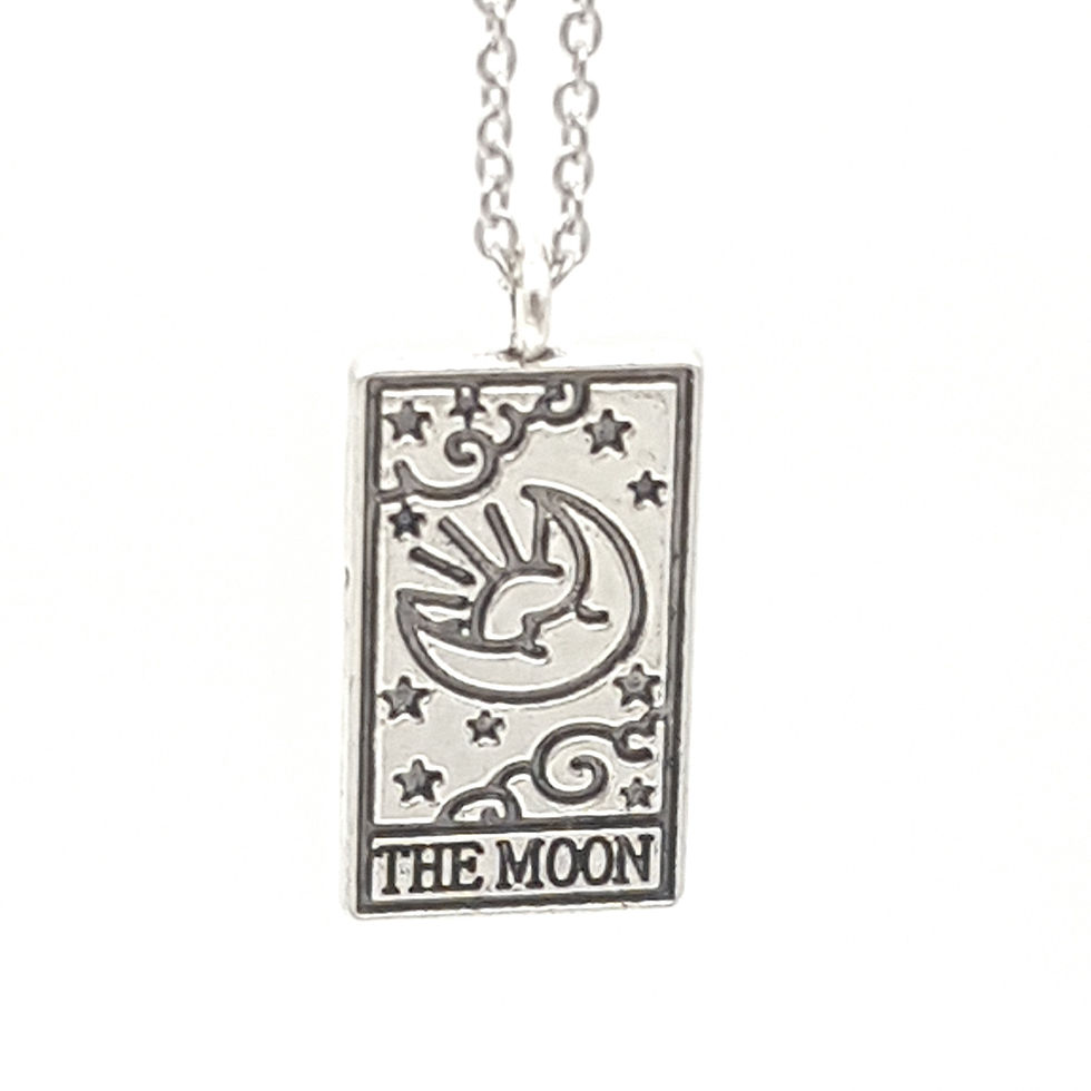 Thumbnail: Dije de carta de tarot (Sol, Luna, Estrella, Fortuna) con cadena para collar
