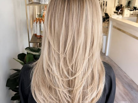 Blonde Specialist in Toronto: What to Expect and How to Find the Right One